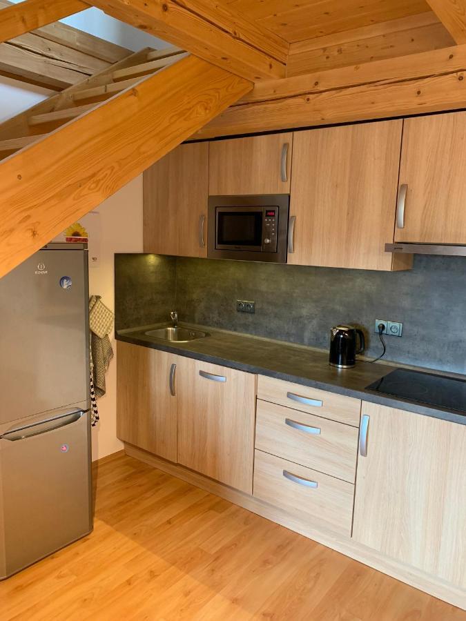 Apartman Mezi Kopci - Mid Hills Apartment Roudnice المظهر الخارجي الصورة